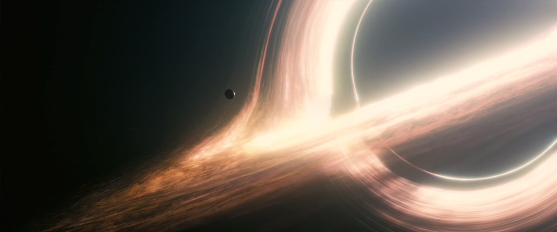 nerdspan-movies-interstellar-gargantua